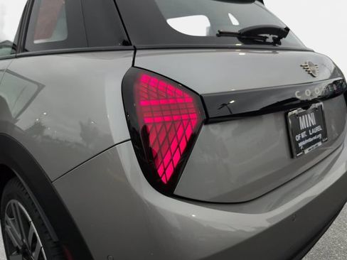 New 2026 MINI Cooper 4-Door Hardtop FWD image 28