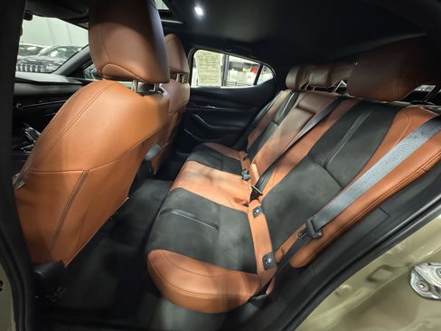 Used 2024 MAZDA MAZDA3 s image 22