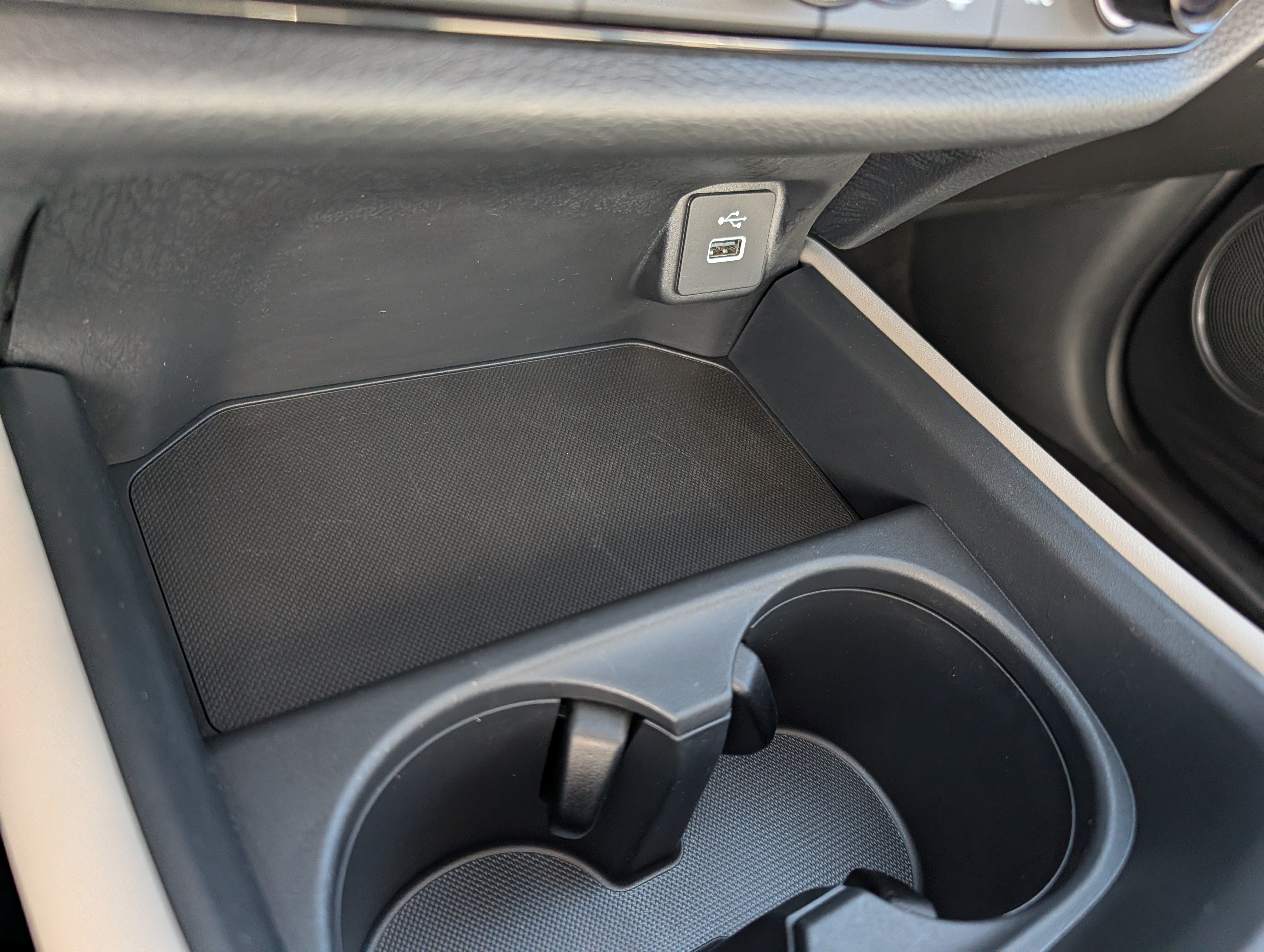 Used 2025 Honda HR-V LX image 29