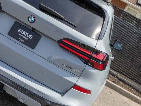 Used 2024 BMW X5 xDrive40i w/ M Sport Package AWD/4WD image 36