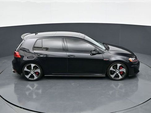 Used 2016 Volkswagen Golf 4-Door image 33