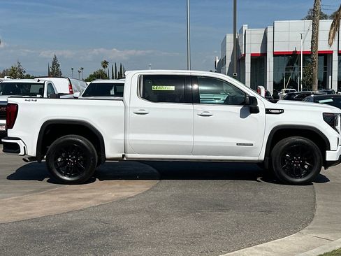 Certified 2025 GMC Sierra 1500 Elevation AWD/4WD image 3