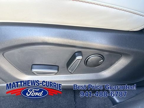 New 2026 Ford Explorer Active w/ Active Comfort Package RWD image 10