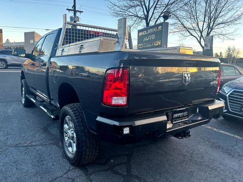 Used 2017 RAM 2500 Tradesman w/ Chrome Appearance Group image 6