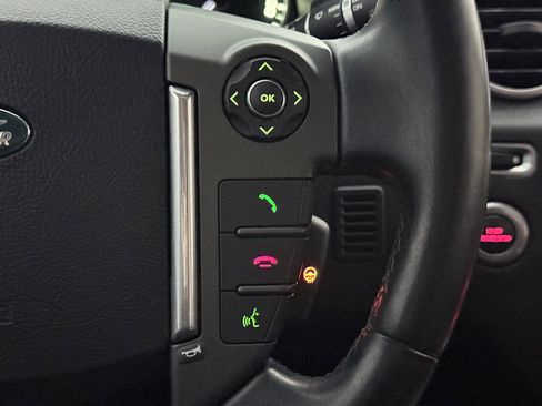 Used 2013 Land Rover LR4 HSE image 40