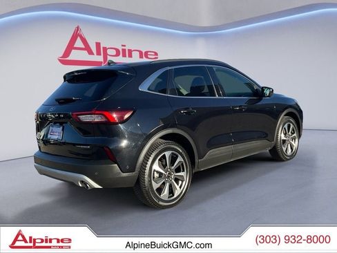 Used 2023 Ford Escape Platinum w/ Premium Technology Package image 5