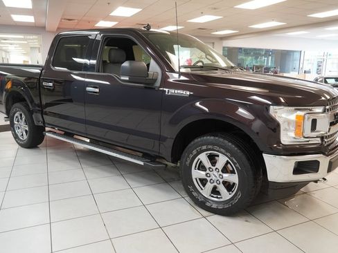 Used 2018 Ford F150 XLT w/ Equipment Group 302A Luxury AWD/4WD image 13