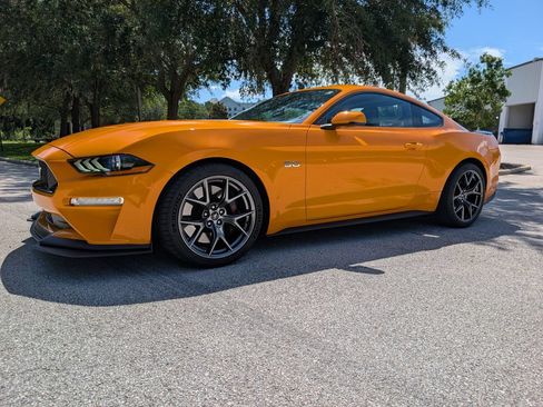 Used 2019 Ford Mustang GT Premium w/ Performance Package - Level 2 RWD image 7