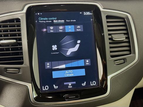 Used 2021 Volvo XC90 T6 Momentum w/ Protection Package Premier image 19