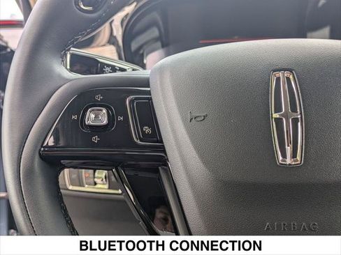 Used 2025 Lincoln Corsair FWD w/ Equipment Group 101A image 14