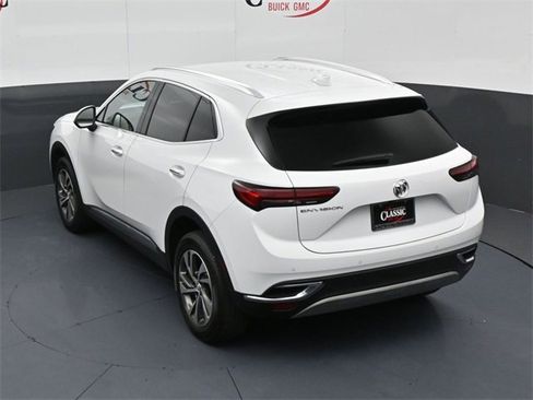 Used 2022 Buick Envision Essence w/ Safety Package image 17