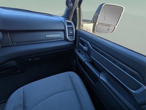 Used 2024 RAM 2500 Big Horn image 13
