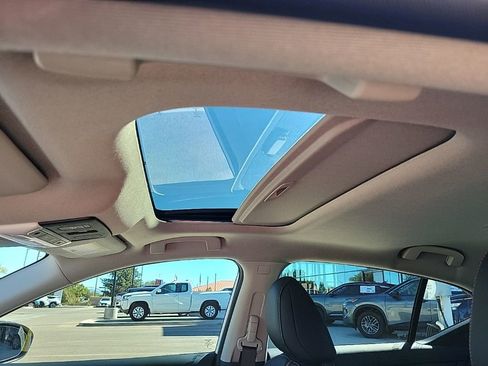 New 2025 Nissan Sentra SR w/ SR Premium Package image 33