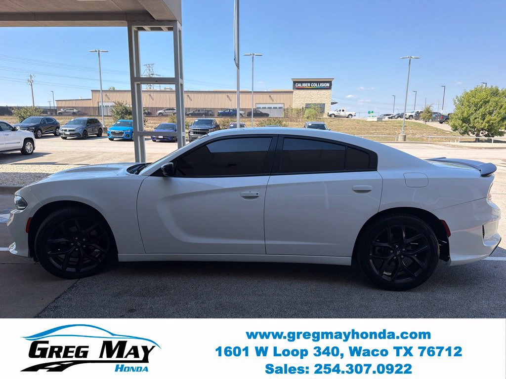 Used 2022 Dodge Charger SXT w/ Blacktop Package RWD image 7