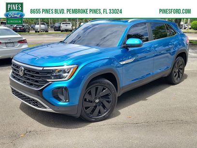 Used 2024 Volkswagen Atlas Cross Sport SE w/ Panoramic Sunroof Package
