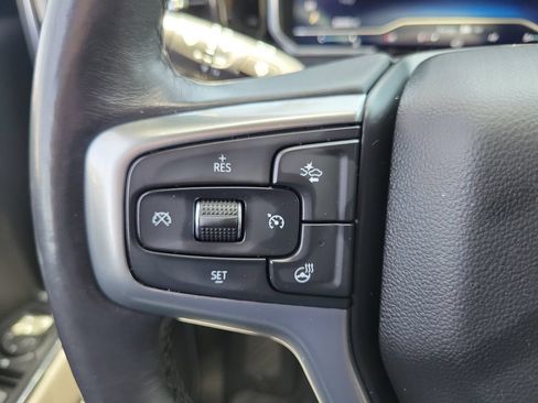 Used 2022 Chevrolet Silverado 1500 LT RWD image 5