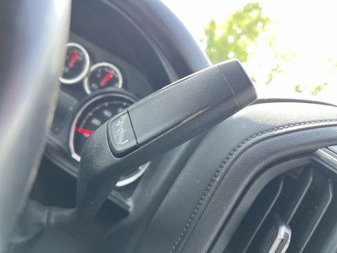 Used 2021 Chevrolet Silverado 1500 LT AWD/4WD image 16