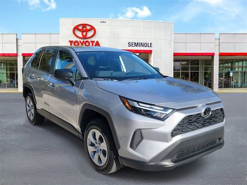 Used 2025 Toyota RAV4 LE image 2