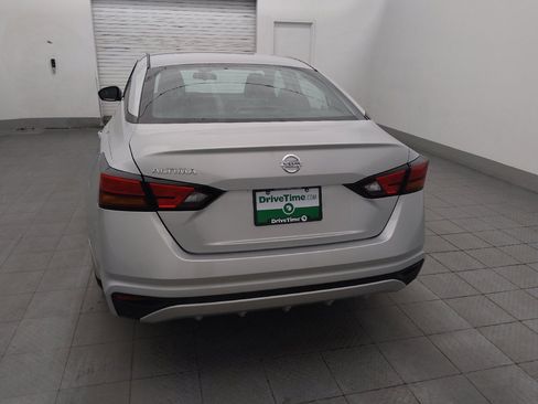 Used 2021 Nissan Altima 2.5 S FWD image 6