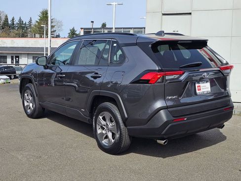 Certified 2025 Toyota RAV4 LE image 5