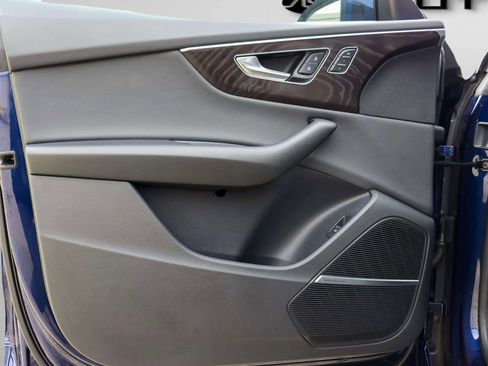 Used 2021 Audi Q8 Premium Plus w/ Premium Plus Package image 14