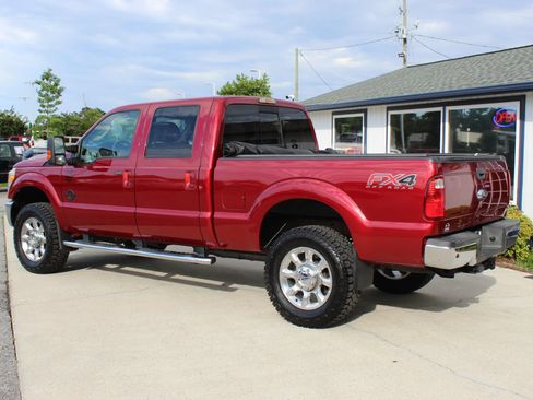 Used 2015 Ford F250 Lariat w/ Lariat Interior Package AWD/4WD image 3