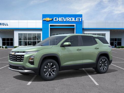 New 2026 Chevrolet Equinox LT w/ Safety and Technology Package image 2