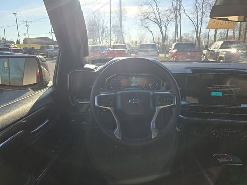 Used 2024 Chevrolet Silverado 1500 RST w/ Convenience Package II image 18