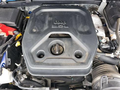 Used 2024 Jeep Wrangler Unlimited Rubicon 4xe AWD/4WD image 34