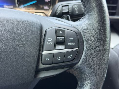 Used 2020 Ford Explorer XLT w/ Equipment Group 202A AWD/4WD image 20