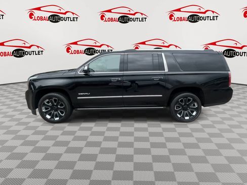 Used 2019 GMC Yukon XL Denali w/ Denali Ultimate Package AWD/4WD image 5