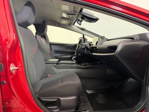 Used 2024 Toyota Prius Prime FWD image 28