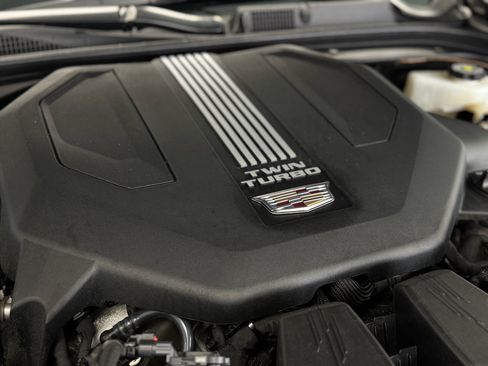 Used 2022 Cadillac CT5 V w/ LPO, ONYX Package image 43