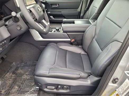 New 2025 Toyota Tundra Platinum image 9