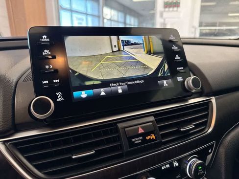 Certified 2018 Honda Accord EX-L image 32