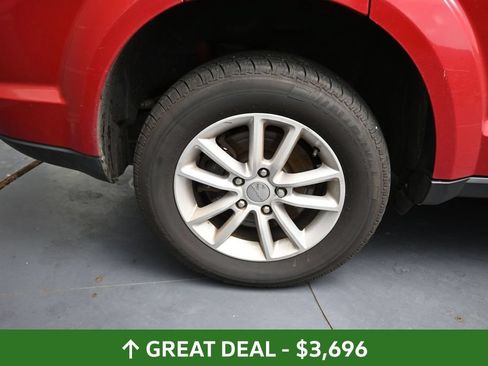Used 2015 Dodge Journey SXT w/ Flexible Seating Group FWD image 16