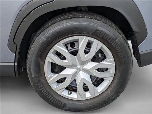 Used 2024 Toyota Corolla Cross L FWD image 22