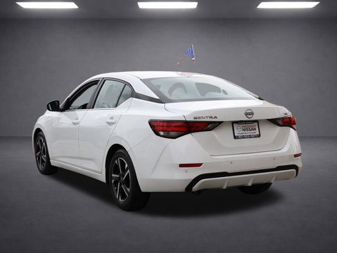 Used 2024 Nissan Sentra SV FWD image 6
