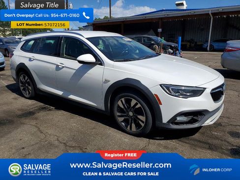 Used 2018 Buick Regal Preferred w/ Sights and Sounds Package AWD/4WD image 5