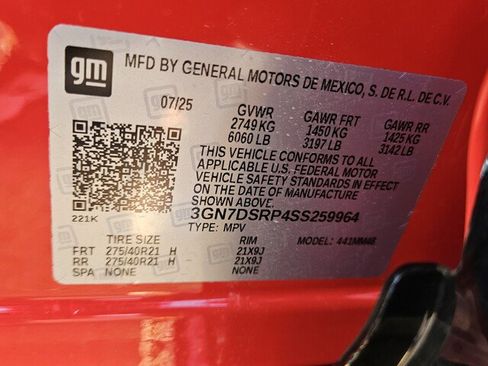 New 2025 Chevrolet Equinox EV RS image 18