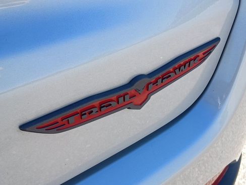 Used 2024 Jeep Compass Trailhawk AWD/4WD image 8