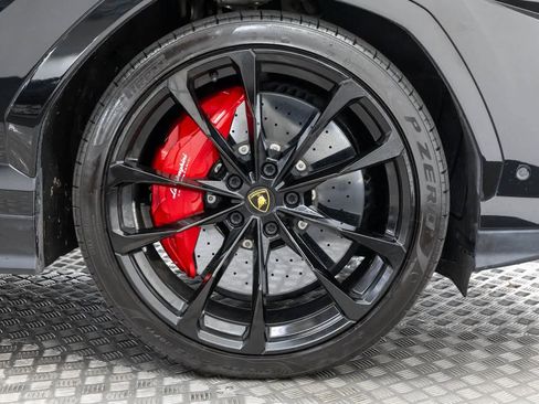 Used 2022 Lamborghini Urus image 59