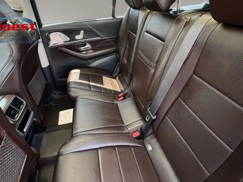 Used 2020 Mercedes-Benz GLS 450 4MATIC image 32