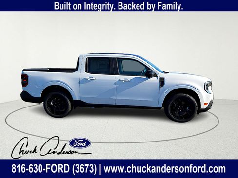 New 2025 Ford Maverick Lariat w/ Black Appearance Package AWD/4WD image 10