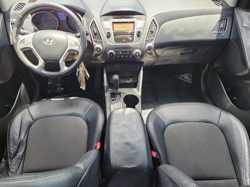 Used 2011 Hyundai Tucson GLS FWD image 12