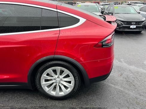 Used 2016 Tesla Model X 90D image 11