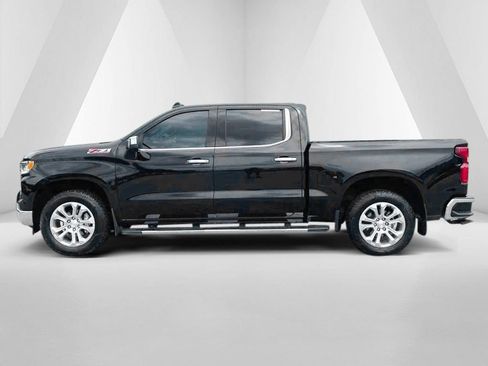 Used 2024 Chevrolet Silverado 1500 LTZ AWD/4WD image 4