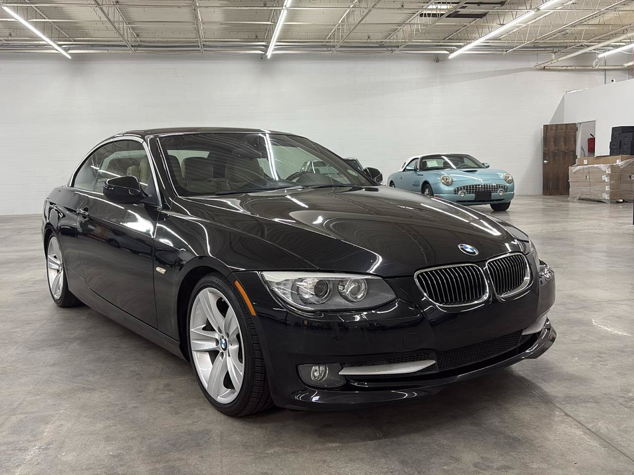 Used 2011 BMW 328i Convertible w/ Premium Pkg RWD image 4