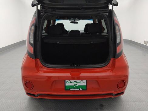 Used 2019 Kia Soul + image 29