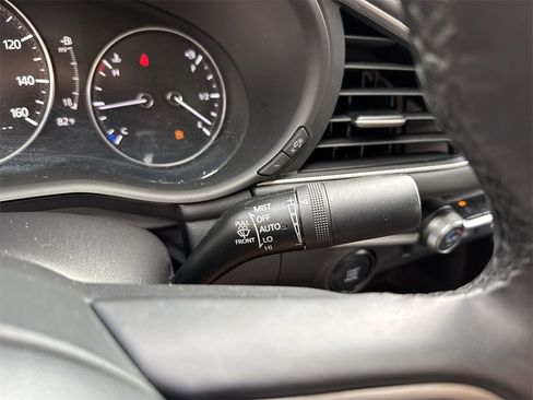 Used 2021 MAZDA MAZDA3 s image 55